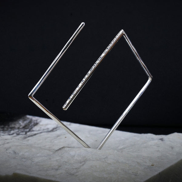 bratara square path argint